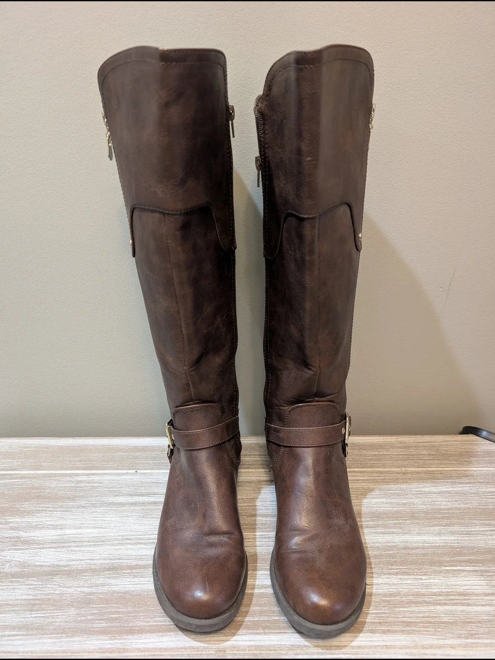 ​Brown Riding Boots Knee High GUESS Womens Side Zip Ankle Strap Flat Size 8 M
